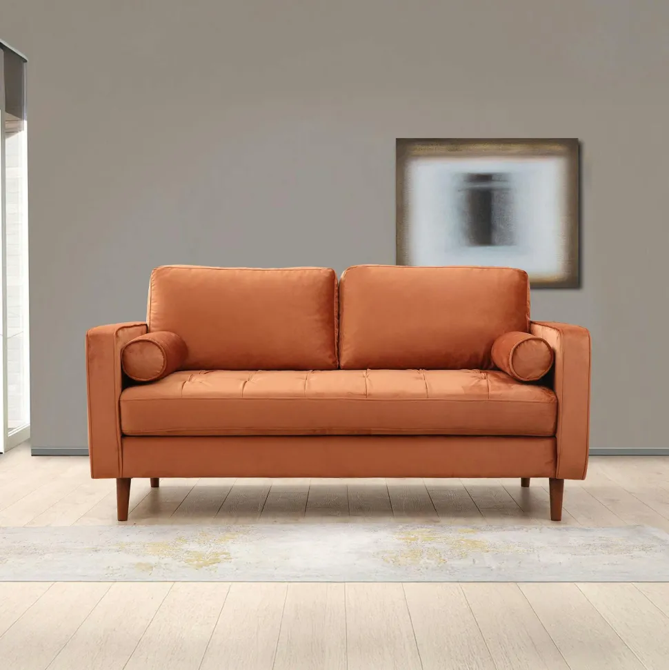 Canapé 2 places velours beige crème, coussins polochons CHIBA
