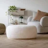 Pouf blanc forme organique sur base en bois BRUGES