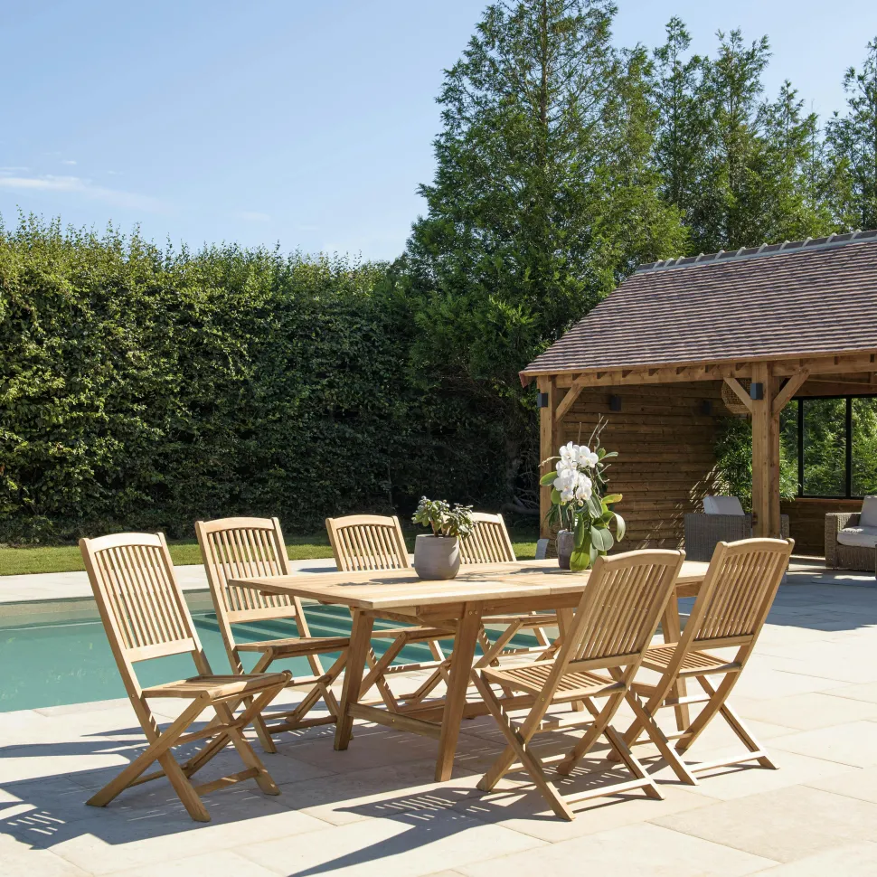 Salon de jardin teck brut table pieds tréteaux 180/240 + 6 chaises bord arrondi SUMMER