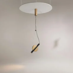 Suspension design graphique – disque doré et tube noir MONA
