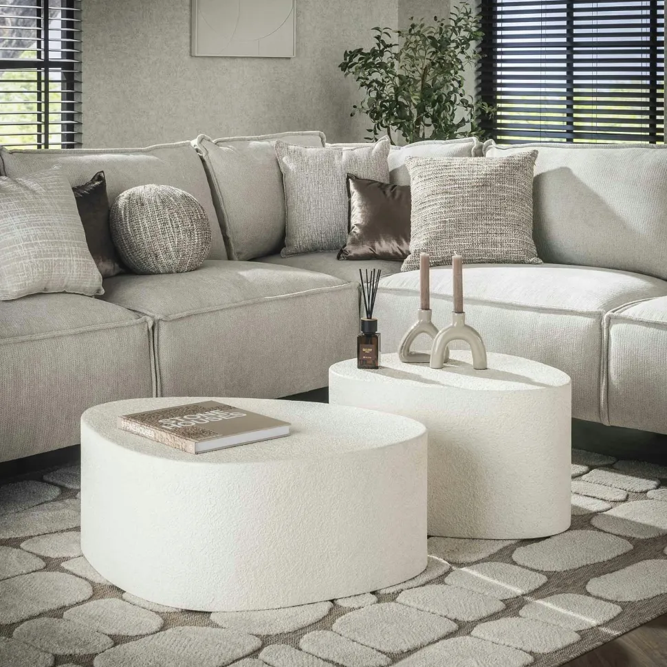 Table basse blanche en marbre composite forme haricot TAJ